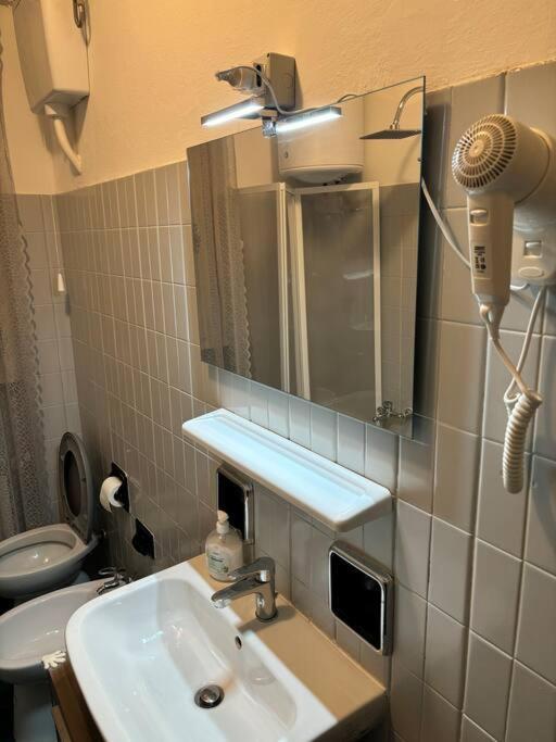 Ferienwohnung Netflix - Wi-Fi - “Fiume 19” - Triest Exterior foto